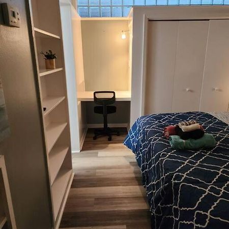 Blue Shark *W7* @ Montrose 1Br Private King Loft Apartment Houston Ngoại thất bức ảnh