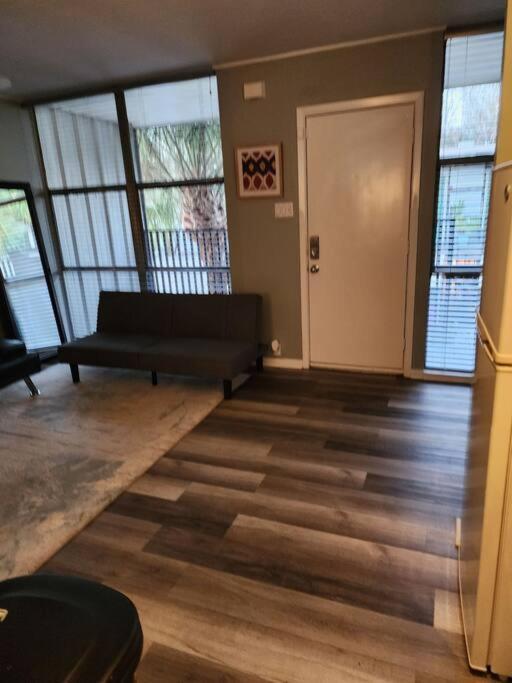 Blue Shark *W7* @ Montrose 1Br Private King Loft Apartment Houston Ngoại thất bức ảnh